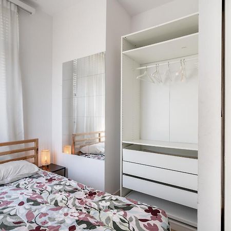 Light Modern Apartment In The Heart Of Antwerp Luaran gambar